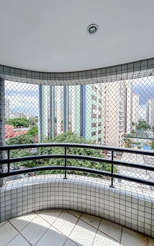 Apartamento à venda com 52m², 2 quartos e 2 vagasVaranda
