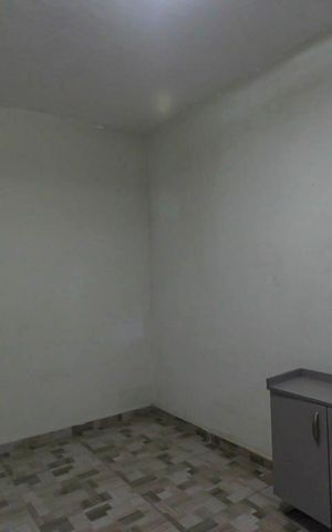 Casa para alugar com 65m², 2 quartos e sem vaga