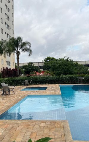 Apartamento à venda com 48m², 2 quartos e 1 vaga Apartamento à venda com 48m², 2 quartos e 1 vagaÁrea comum - Piscina