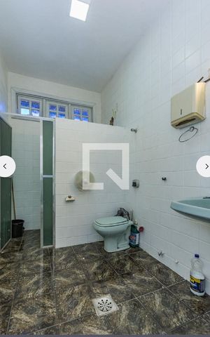 Casa para alugar com 80m², 3 quartos e sem vaga Casa para alugar com 80m², 3 quartos e sem vagaBanheiro
