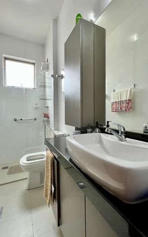 Apartamento à venda com 120m², 4 quartos e 2 vagasbanho