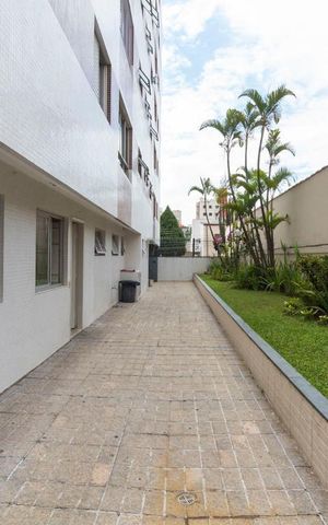 Apartamento à venda com 75m², 2 quartos e 1 vagaÁrea comum