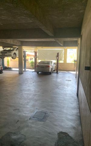 Casa à venda com 310m², 3 quartos e 10 vagas