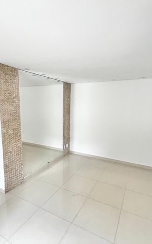 Apartamento à venda com 48m², 2 quartos e 1 vaga Apartamento à venda com 48m², 2 quartos e 1 vagaSala