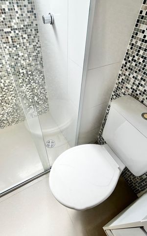 Apartamento à venda com 48m², 2 quartos e 1 vaga Apartamento à venda com 48m², 2 quartos e 1 vagaBanheiro