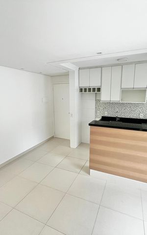 Apartamento à venda com 48m², 2 quartos e 1 vaga Apartamento à venda com 48m², 2 quartos e 1 vagaSala