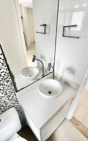 Apartamento à venda com 48m², 2 quartos e 1 vaga Apartamento à venda com 48m², 2 quartos e 1 vagaBanheiro