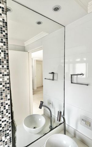 Apartamento à venda com 48m², 2 quartos e 1 vaga Apartamento à venda com 48m², 2 quartos e 1 vagaBanheiro