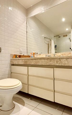 Apartamento para alugar com 187m², 4 quartos e 1 vagaBanheiro social