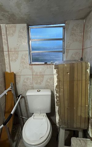 Casa à venda com 108m², 2 quartos e sem vagaLavabo