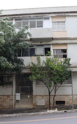 Apartamento à venda com 119m², 4 quartos e 1 vagaFachada