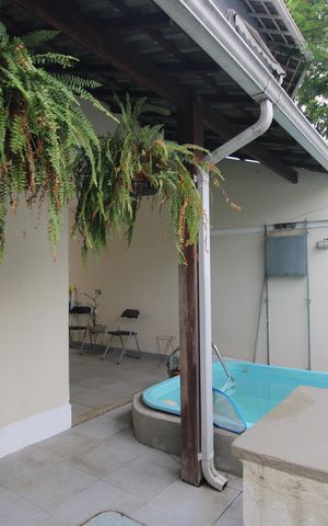 Casa de condomínio à venda com 110m², 3 quartos e sem vagaQuintal