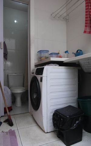 Casa de condomínio à venda com 110m², 3 quartos e sem vagaÁrea de serviço