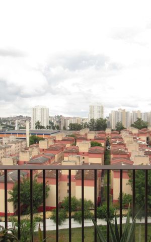 Apartamento para alugar com 65m², 3 quartos e 1 vagaVaranda