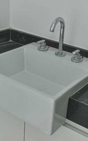 Studio para alugar com 18m², 1 quarto e sem vaga Studio para alugar com 18m², 1 quarto e sem vagaBanheiro