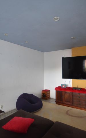 Casa para alugar com 400m², 7 quartos e 4 vagasSala de TV