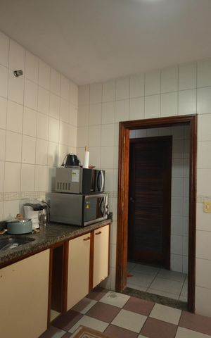 Casa para alugar com 400m², 7 quartos e 4 vagasCozinha