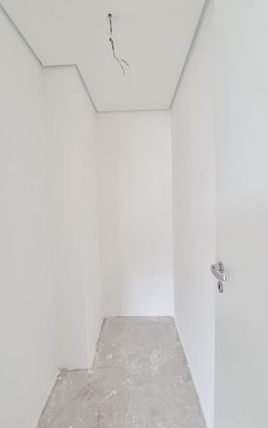 Apartamento à venda com 137m², 3 quartos e 3 vagas Apartamento à venda com 137m², 3 quartos e 3 vagasCozinha - dispensa