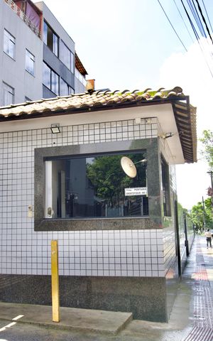 Apartamento à venda com 140m², 4 quartos e 1 vaga Apartamento à venda com 140m², 4 quartos e 1 vagaPortaria 24 horas