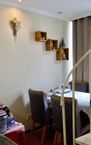 Apartamento à venda com 140m², 4 quartos e 1 vaga Apartamento à venda com 140m², 4 quartos e 1 vagaSala