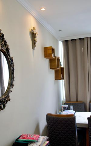 Apartamento à venda com 140m², 4 quartos e 1 vaga Apartamento à venda com 140m², 4 quartos e 1 vagaSala - Detalhes