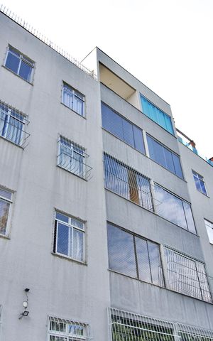 Apartamento à venda com 140m², 4 quartos e 1 vaga Apartamento à venda com 140m², 4 quartos e 1 vagaFachada do Bloco