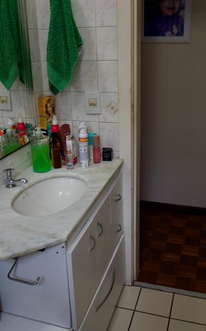 Apartamento à venda com 140m², 4 quartos e 1 vaga Apartamento à venda com 140m², 4 quartos e 1 vagaBanheiro