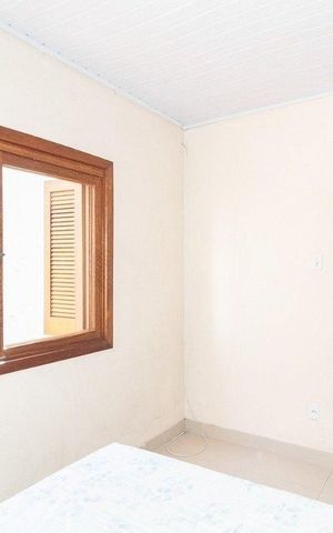 Casa à venda com 129m², 4 quartos e 1 vaga
