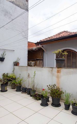 Casa à venda com 130m², 3 quartos e 2 vagasVaranda