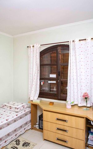 Casa à venda com 130m², 3 quartos e 2 vagasQuarto 2