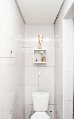 Casa à venda com 130m², 3 quartos e 2 vagasBanheiro de serviço