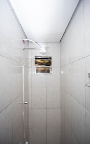 Casa à venda com 130m², 3 quartos e 2 vagasBanheiro de serviço