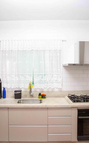 Casa à venda com 130m², 3 quartos e 2 vagasCozinha