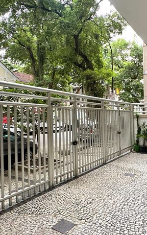 Apartamento à venda com 180m², 3 quartos e 1 vaga