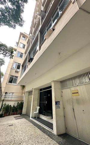 Apartamento à venda com 180m², 3 quartos e 1 vaga
