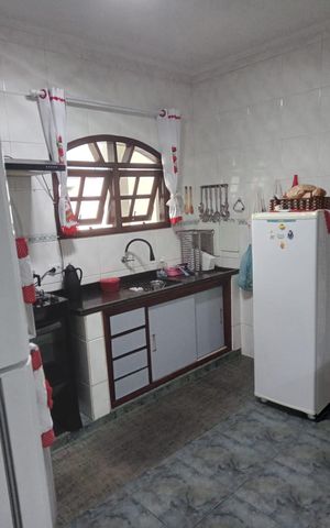 Casa à venda com 169m², 3 quartos e 2 vagas Casa à venda com 169m², 3 quartos e 2 vagasCozinha