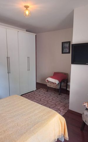 Casa à venda com 169m², 3 quartos e 2 vagas Casa à venda com 169m², 3 quartos e 2 vagasQuarto