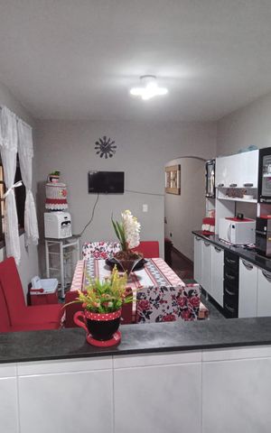 Casa à venda com 169m², 3 quartos e 2 vagas Casa à venda com 169m², 3 quartos e 2 vagasCozinha