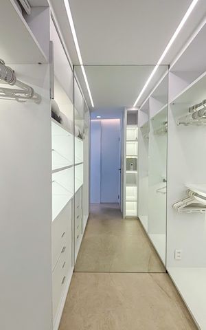 Apartamento à venda com 82m², 1 quarto e 1 vaga