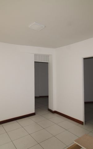 Casa à venda com 410m², 4 quartos e 3 vagasCasa 1 - Sala