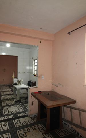 Casa à venda com 410m², 4 quartos e 3 vagasCasa 2 - Sala 2