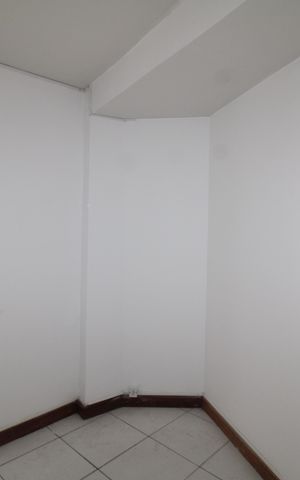 Casa à venda com 410m², 4 quartos e 3 vagasCasa 1 - Quarto 2