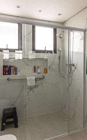Apartamento à venda com 250m², 4 quartos e 4 vagasBanheiro da Suíte 2
