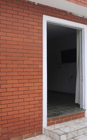Casa à venda com 182m², 4 quartos e 2 vagasVaranda