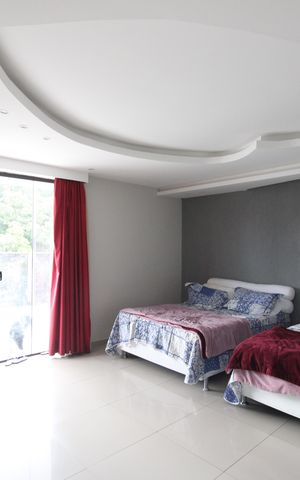 Casa à venda com 1316m², 7 quartos e 26 vagasSuíte 3