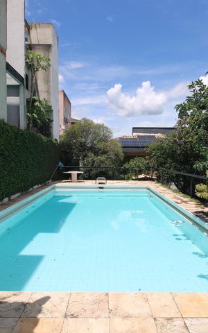 Casa à venda com 1316m², 7 quartos e 26 vagasPiscina
