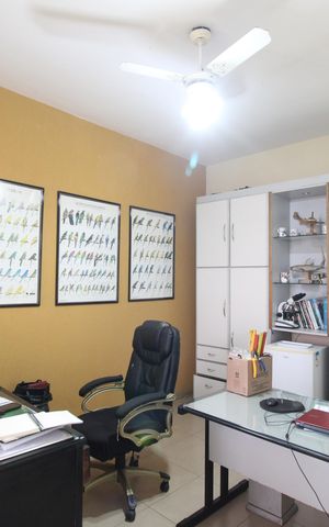 Casa à venda com 1316m², 7 quartos e 26 vagasEscritório