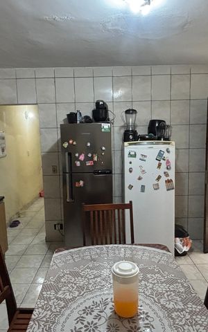 Casa à venda com 152m², 3 quartos e 2 vagas Casa à venda com 152m², 3 quartos e 2 vagasCozinha