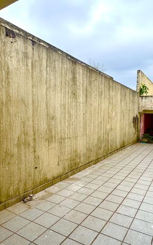 Casa à venda com 148m², 7 quartos e 2 vagasGaragem