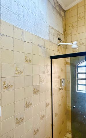 Casa à venda com 148m², 7 quartos e 2 vagasBanheiro 5